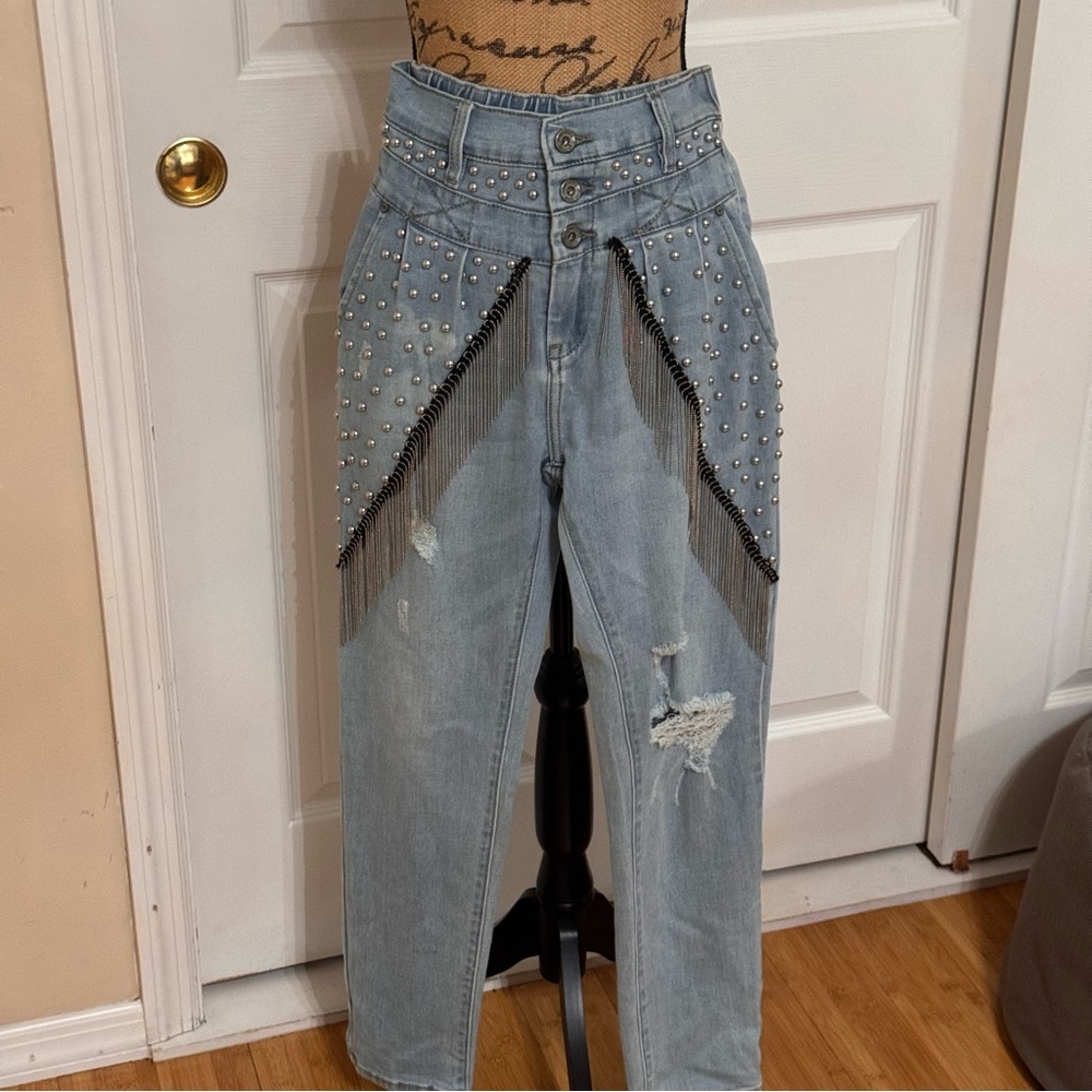 Q2 High Rise Light Blue Jeans with studs and Fringe Details size S NWOT